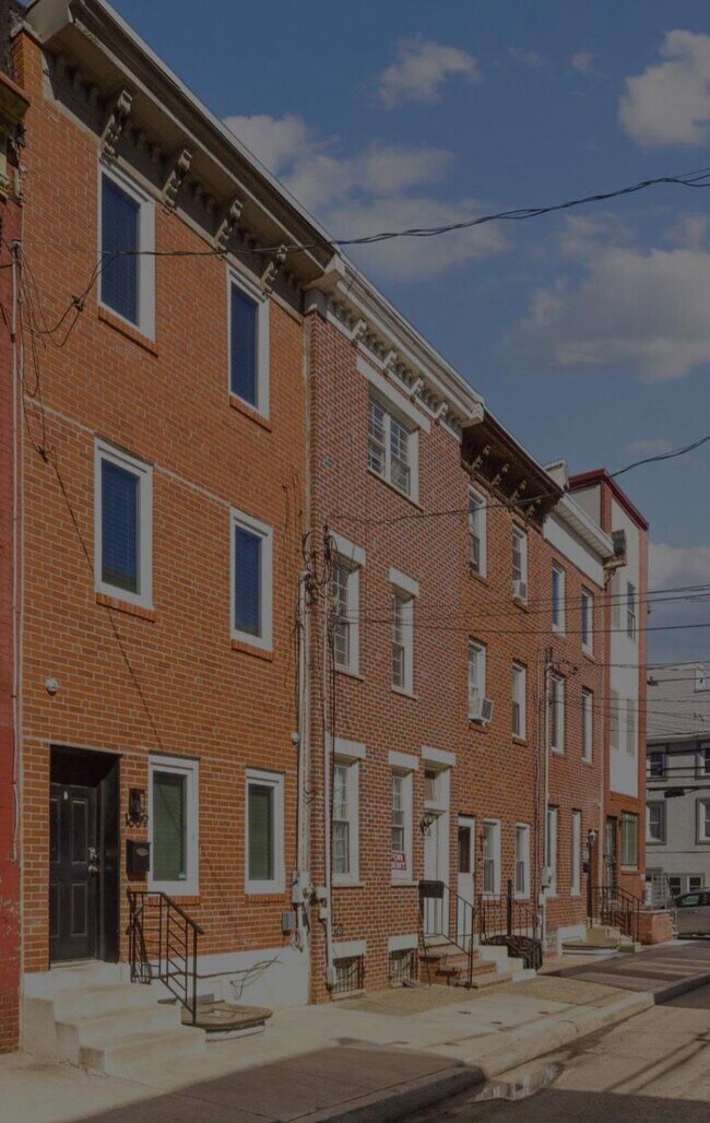 Building Photo - 1609 W Stiles St