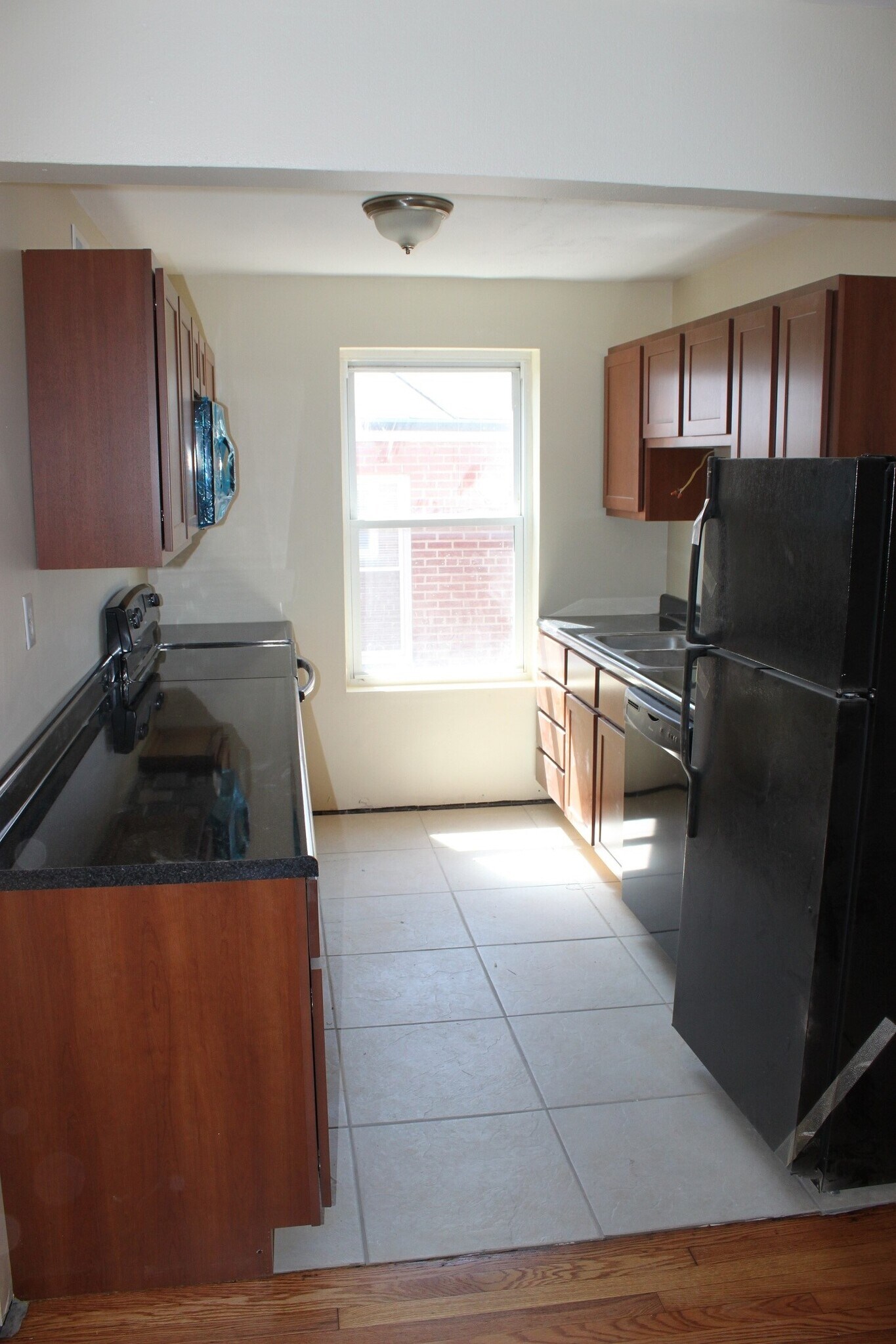 Building Photo - 6927 Chippewa St