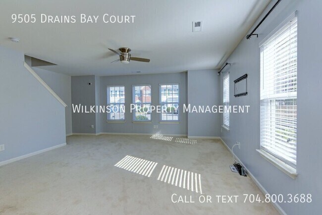 Building Photo - 9505 Drains Bay Ct