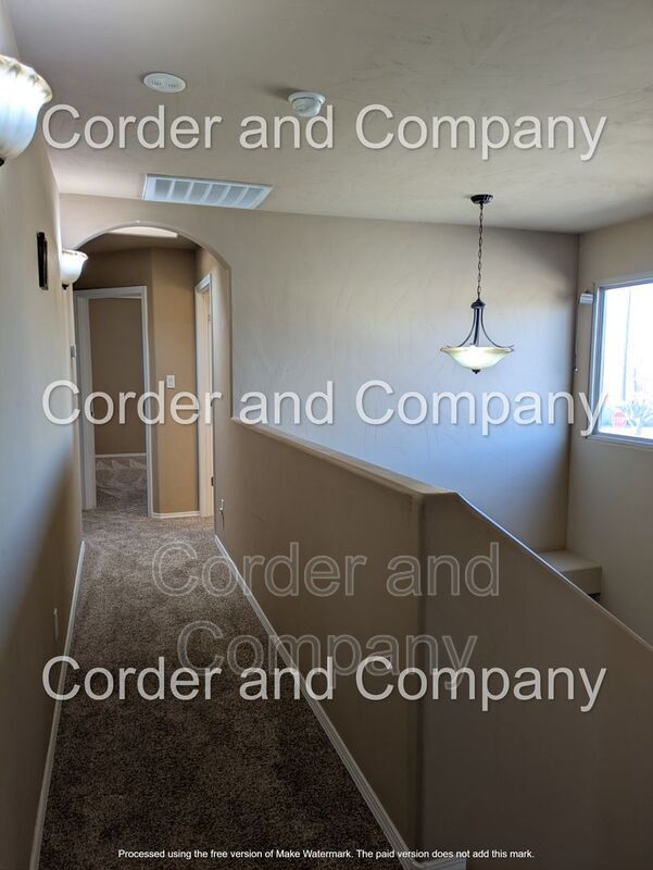 Building Photo - 940 Sellers Dr NE