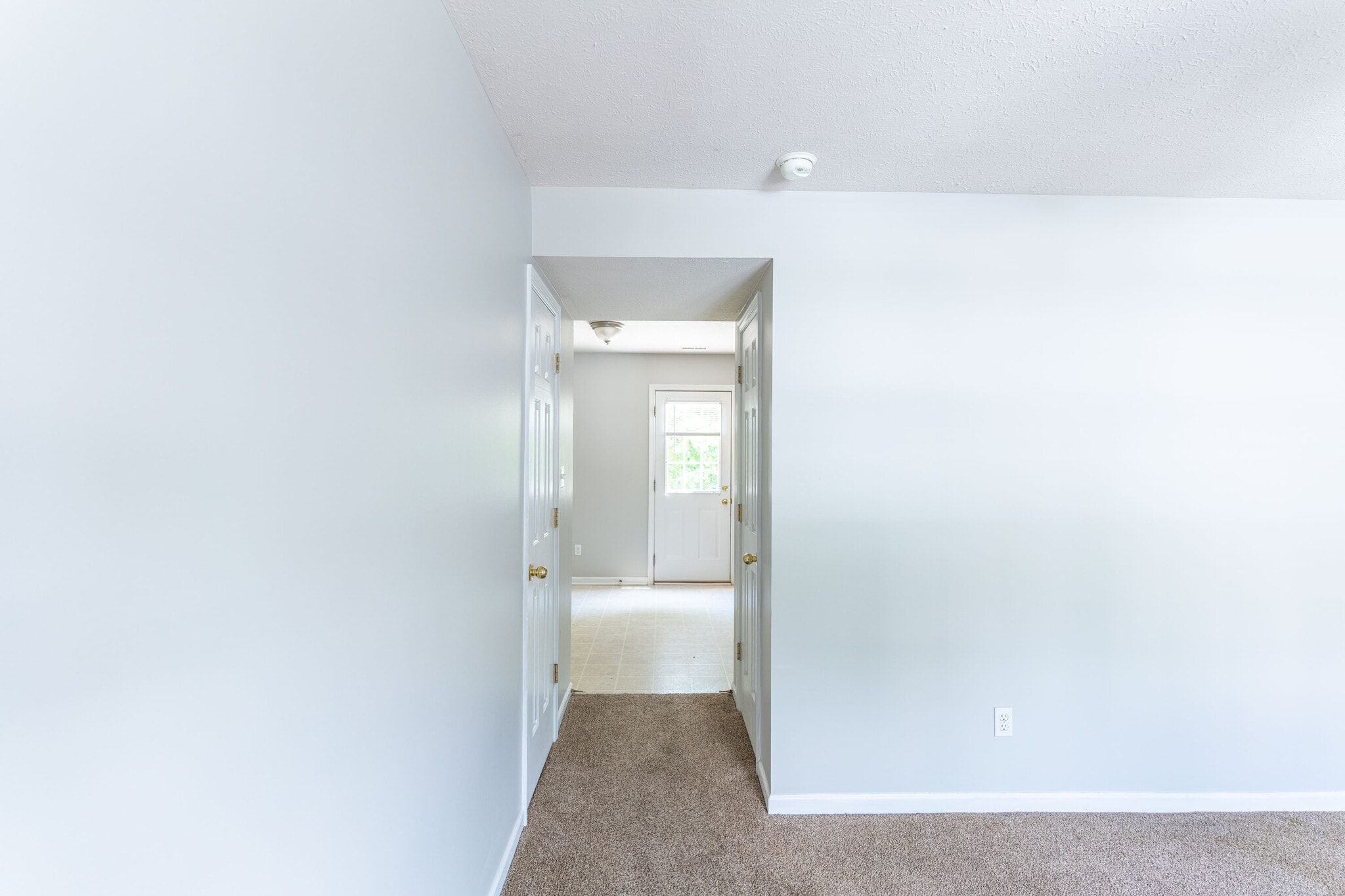 Building Photo - 1051 Blane Dr