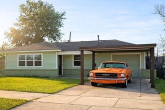 Building Photo - 7953 Turquoise Ln