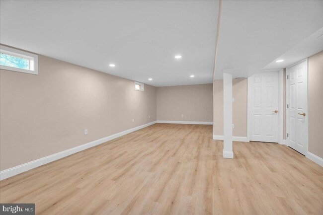 Building Photo - 118 Fenwick Rd