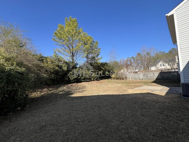 Building Photo - 4504 Conklin Dr