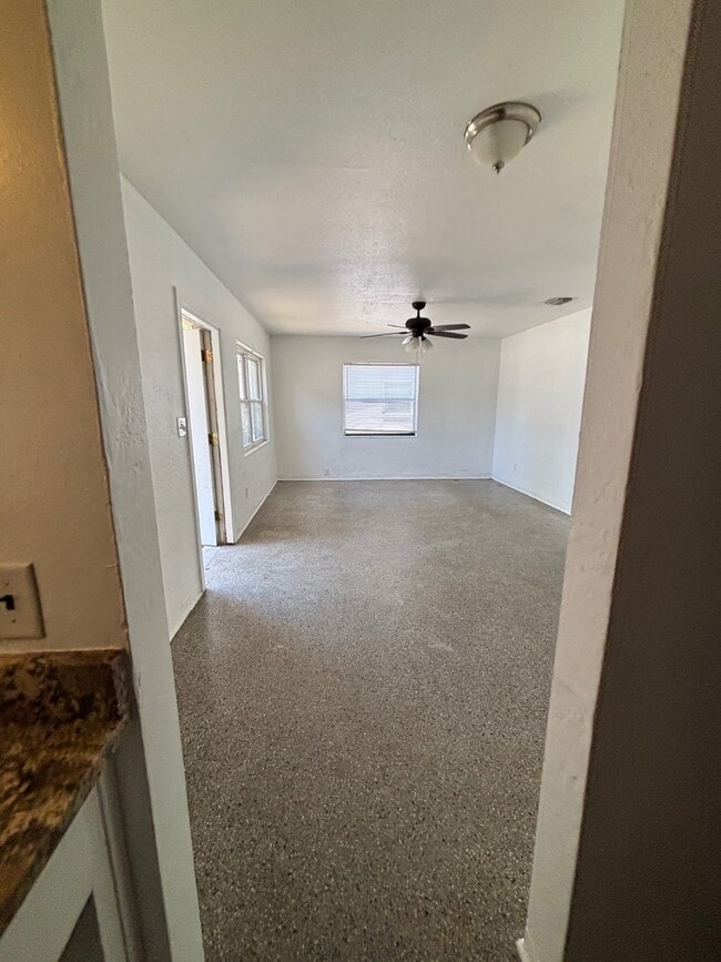 Building Photo - 172 38th Ave SE