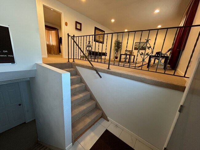 Building Photo - 510 N Cass St