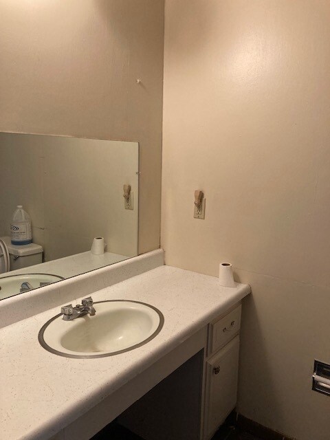 Building Photo - 16600 W Burmood Rd