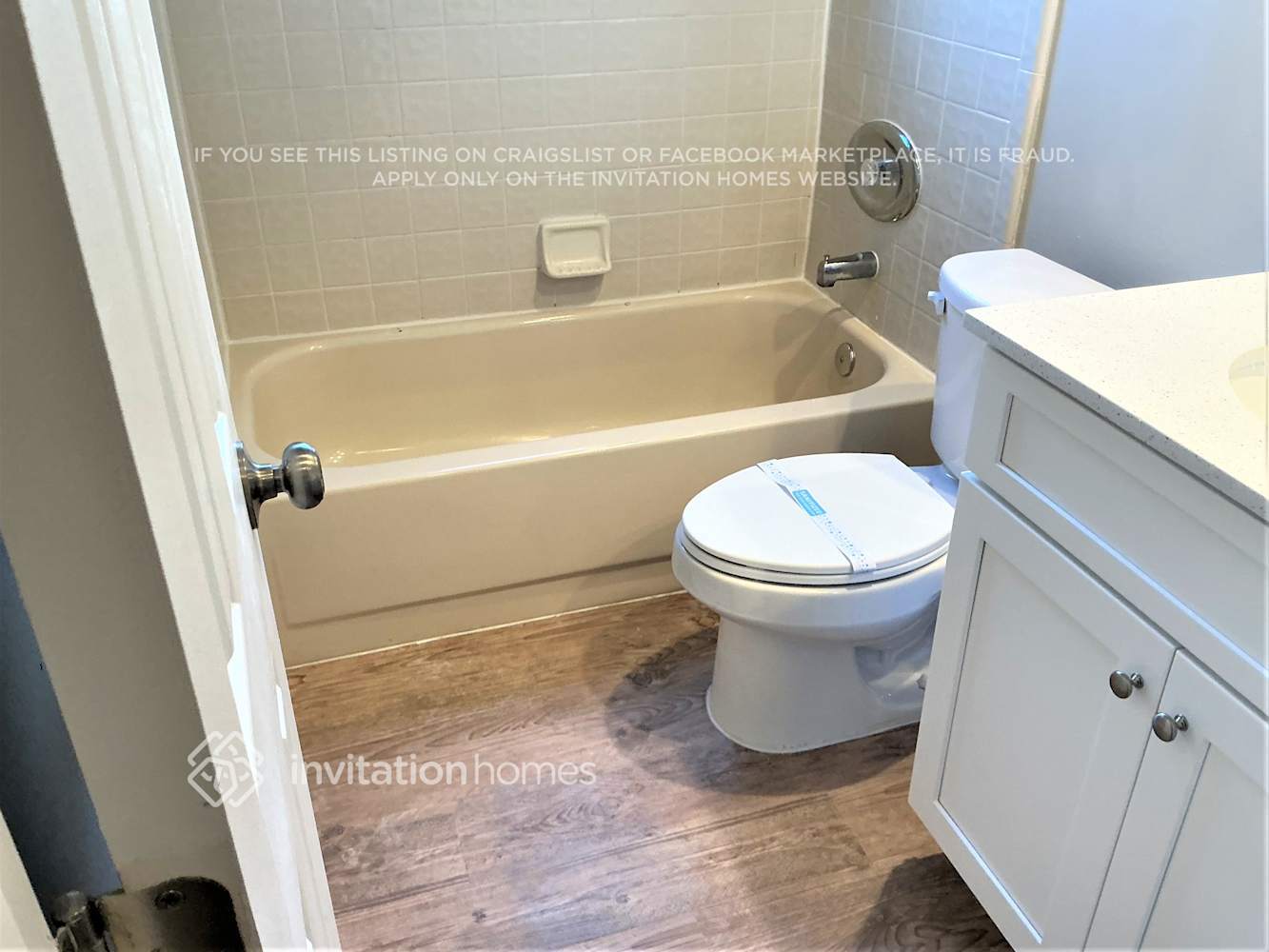 Building Photo - 10669 Parliament Pl