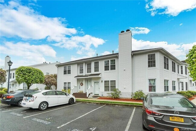 Building Photo - 355 Old Tarrytown Rd