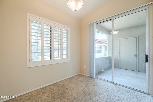 Building Photo - 2929 W Yorkshire Dr