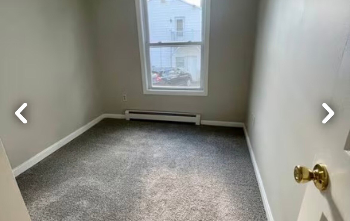 Building Photo - 73 Chambers Ave