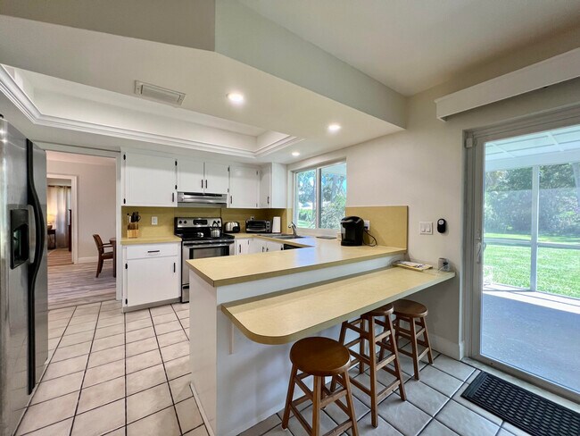 Building Photo - 5878 Tidewater Dr