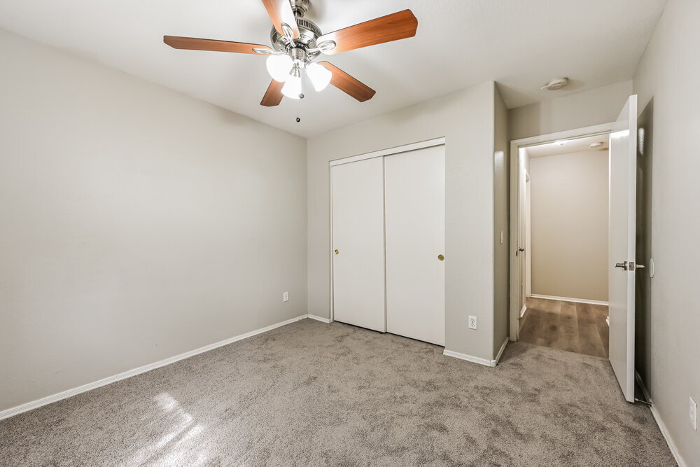 Building Photo - 11338 W Crestbrook Dr