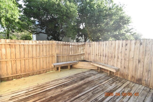 Building Photo - 2701 Penzance St