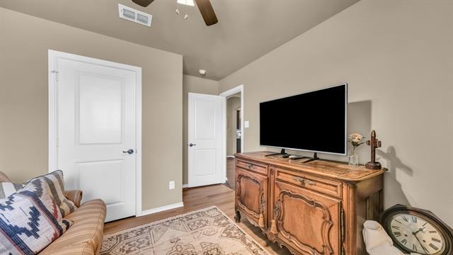 Building Photo - 2565 Silver Fox Trl