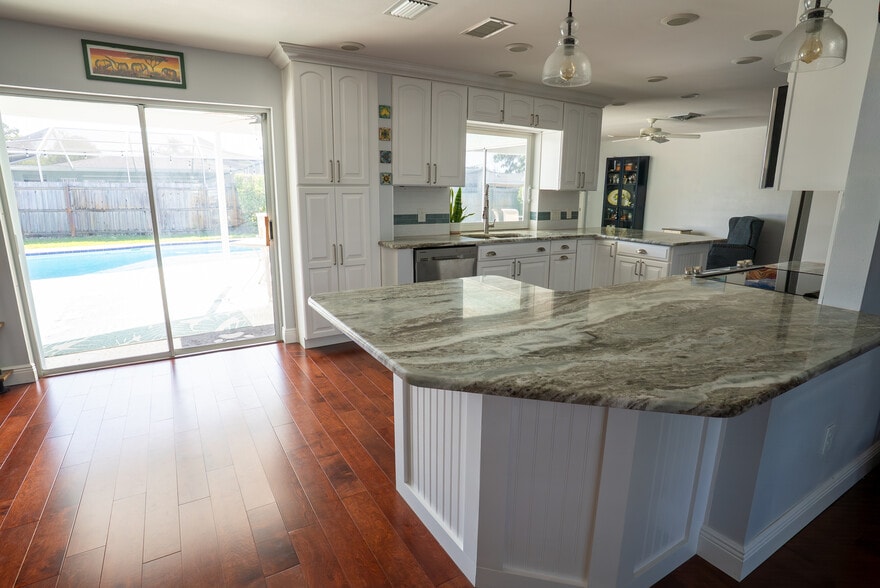 Kitchen - 8679 Merrimoor Blvd