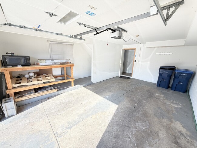 Building Photo - 1306 Forestdale Ct