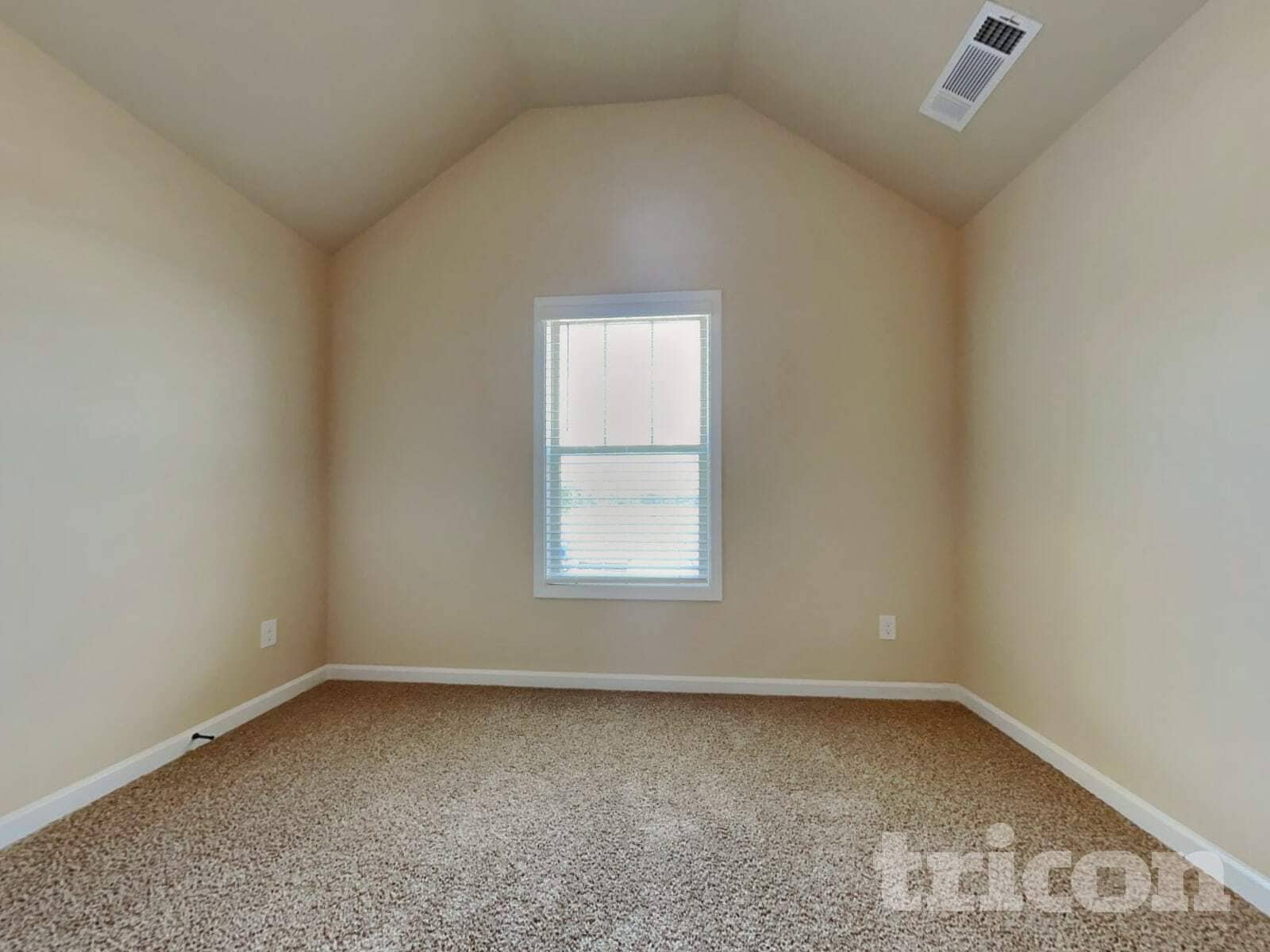 Building Photo - 121 Kennelsman Dr