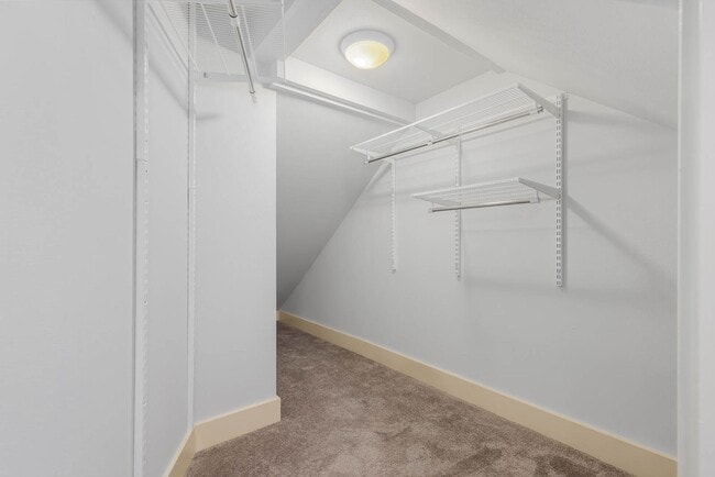 Building Photo - 1621 E Fir St