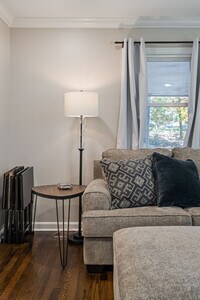 Building Photo - 6 Oriole Dr