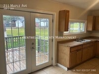 Building Photo - 211 Maple Ave