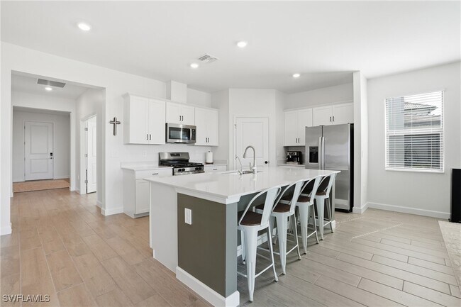 Building Photo - 19306 Hinkley Dr