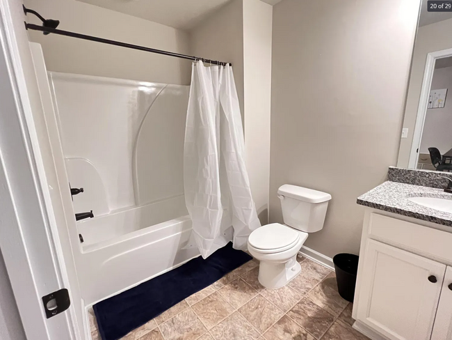 Building Photo - 1057 Bayrose Cir