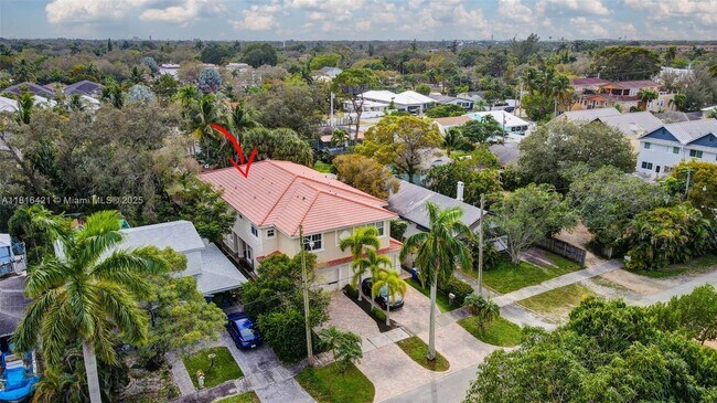Building Photo - 600 SW 8th St