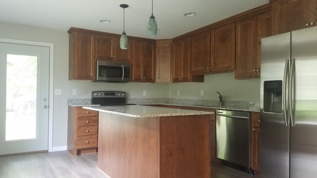 Building Photo - 1328 East Ave