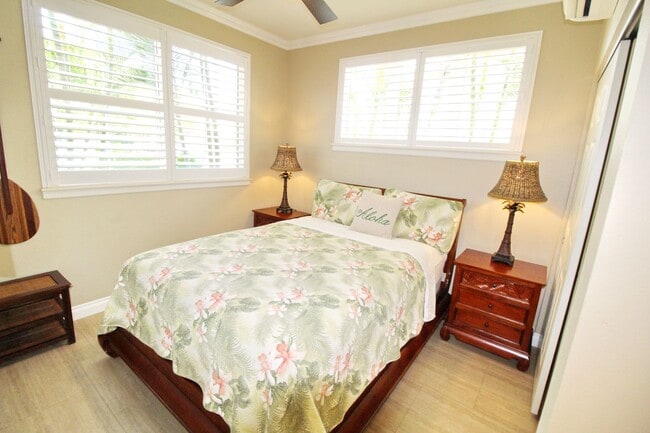 Building Photo - Beach Style 2 bed/2bath Luxury Condo - Finely Furnished - Steps from the Beach - Resort Amenities -