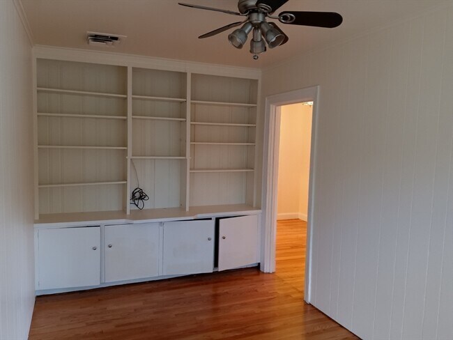 Building Photo - 60 Brookline St