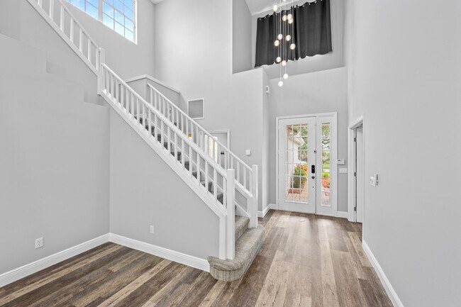 Building Photo - 3033 SE Brierwood Pl