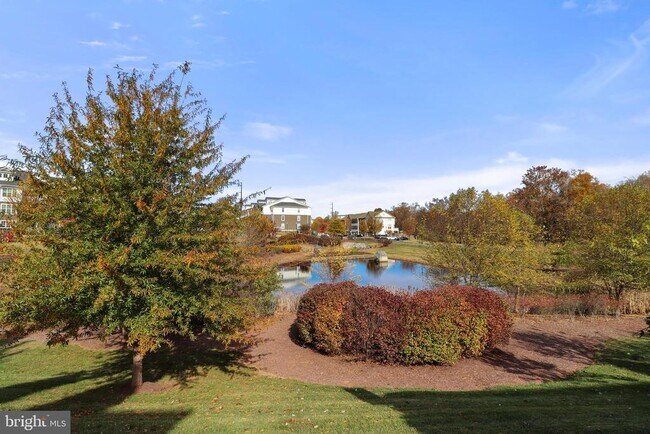 Building Photo - 8942 Dahlgren Ridge Rd