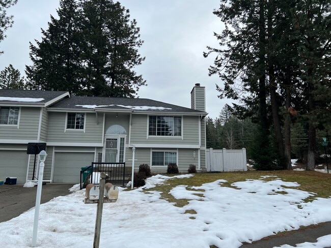 Primary Photo - 12521 N Fairwood Dr