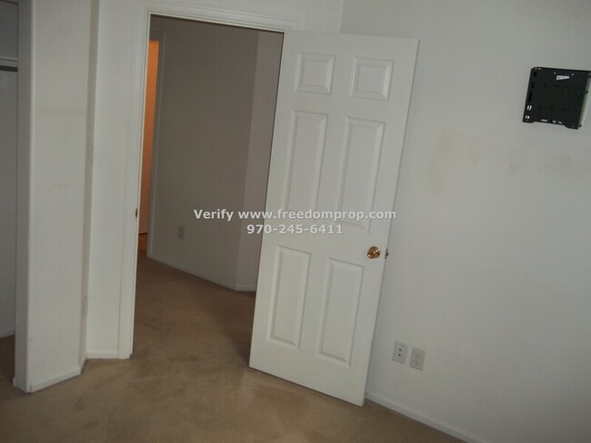 Building Photo - 479 Jaquette Ln