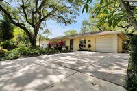 Building Photo - 3118 W Fielder St