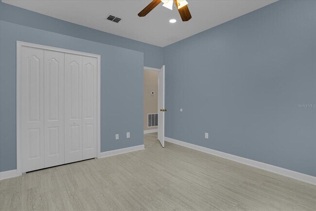 Building Photo - 1043 Via Como Pl