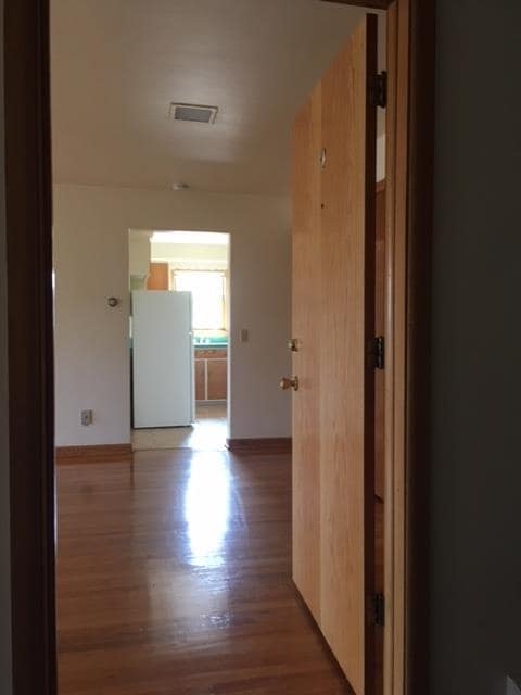 Building Photo - 925 Haywood Dr