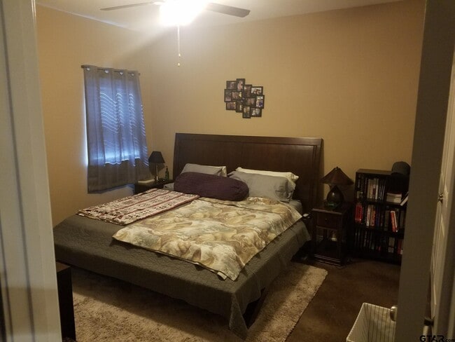 Building Photo - 501 FM 315