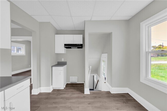 Building Photo - 7812 Force Ave