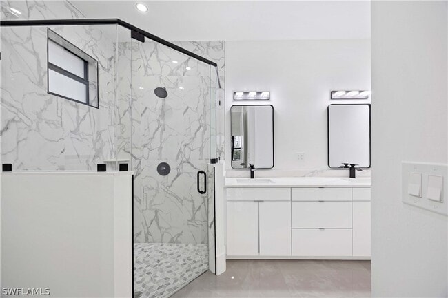 Building Photo - 3809 Sunset Rd