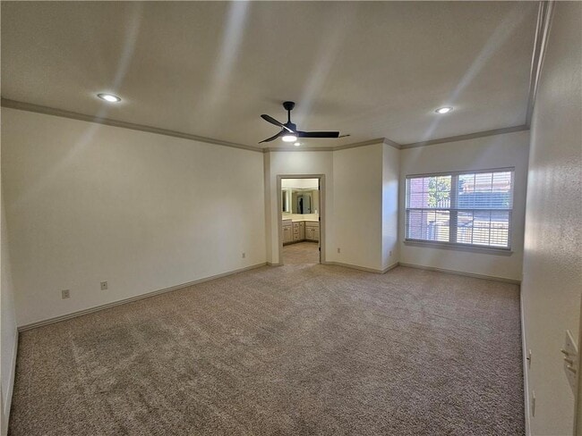 Building Photo - 2311 S Mont Blanc Ave