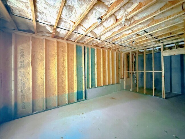 Building Photo - 305 Woodson Way