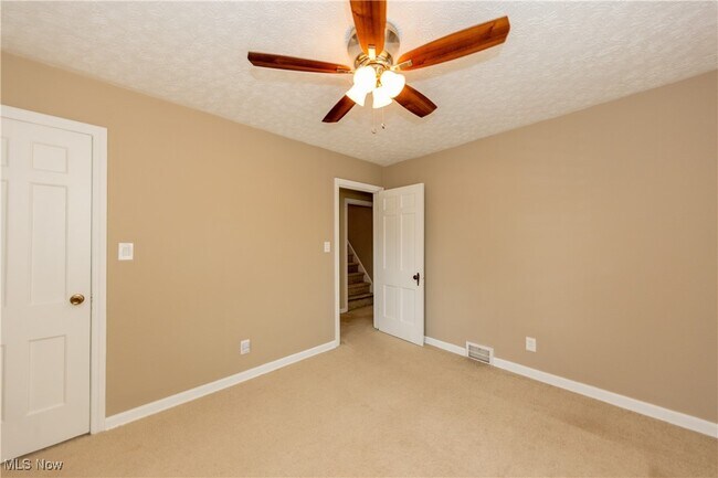 Building Photo - 3702 Glencairn Rd