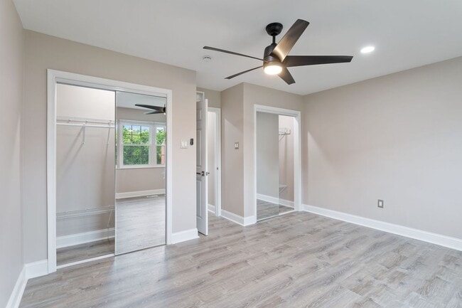 Building Photo - 4536 Rosemarie Dr
