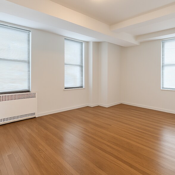 Building Photo - 308 E 84th St