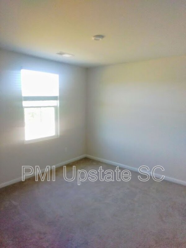 Building Photo - 320 Maplestead Farms Ct