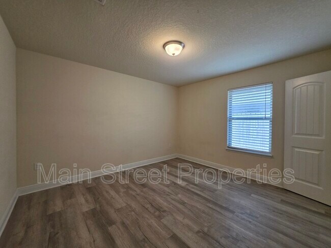 Building Photo - 4411 Fiske St