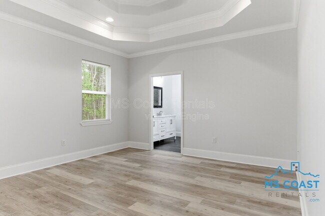 Building Photo - 15334 Oak Creek Cove