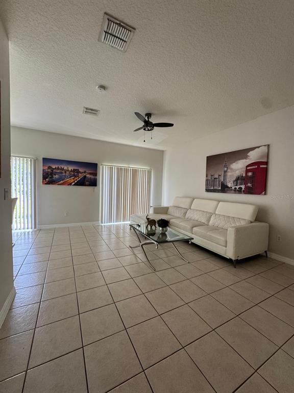 Building Photo - 4300 Paradise Cove Ct